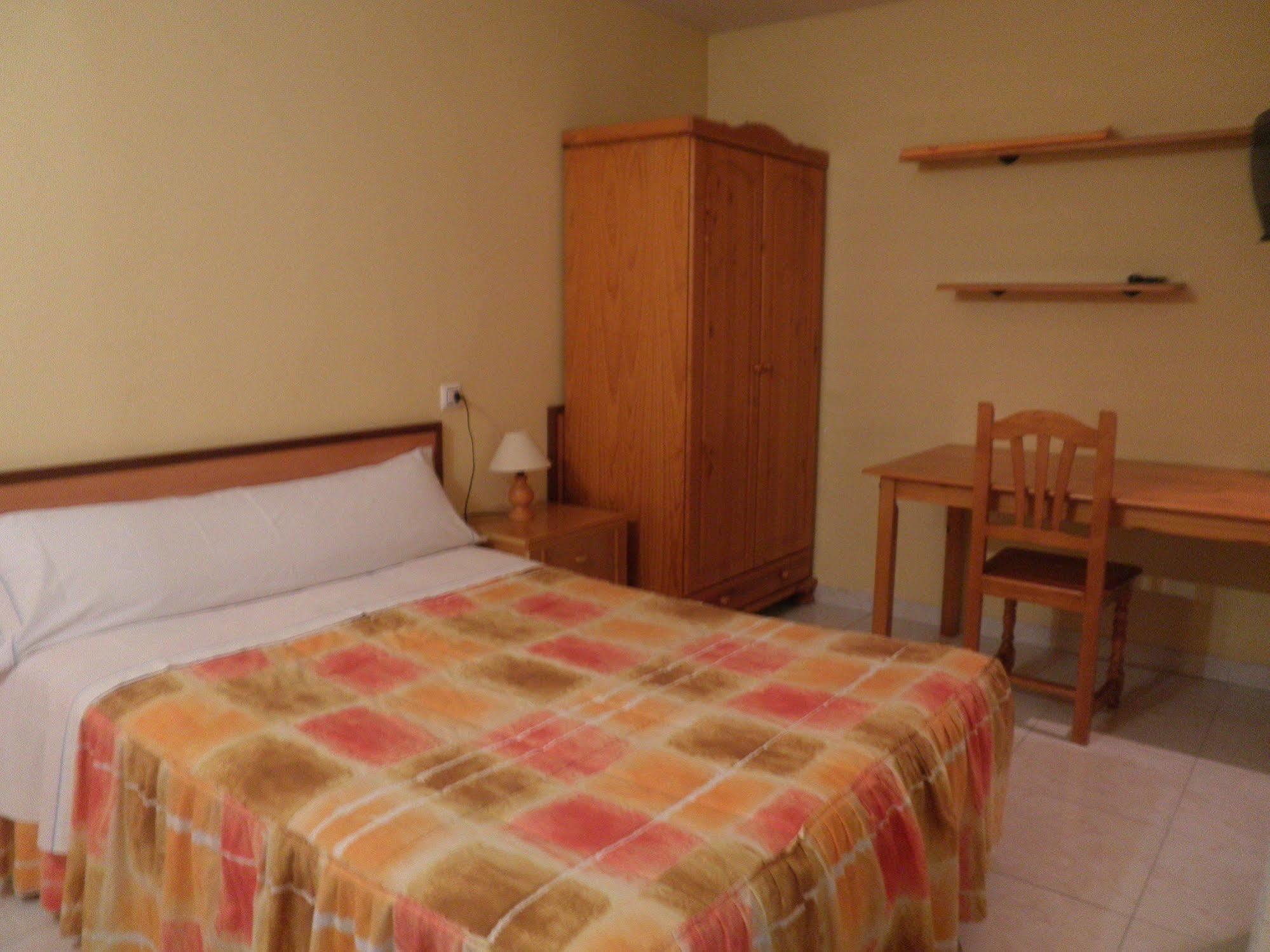 Apartamentos Maribel Calaceite Buitenkant foto