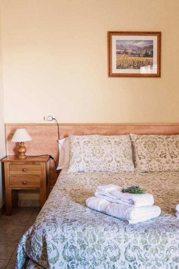 Apartamentos Maribel Calaceite Buitenkant foto